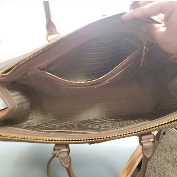 Prada Pink Beige Saffiano Leather Bag - Picture 6 of 16